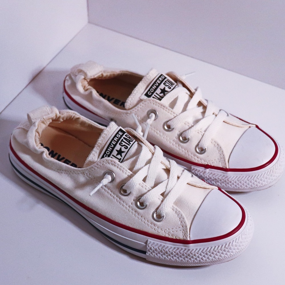 White Converse Size W 7